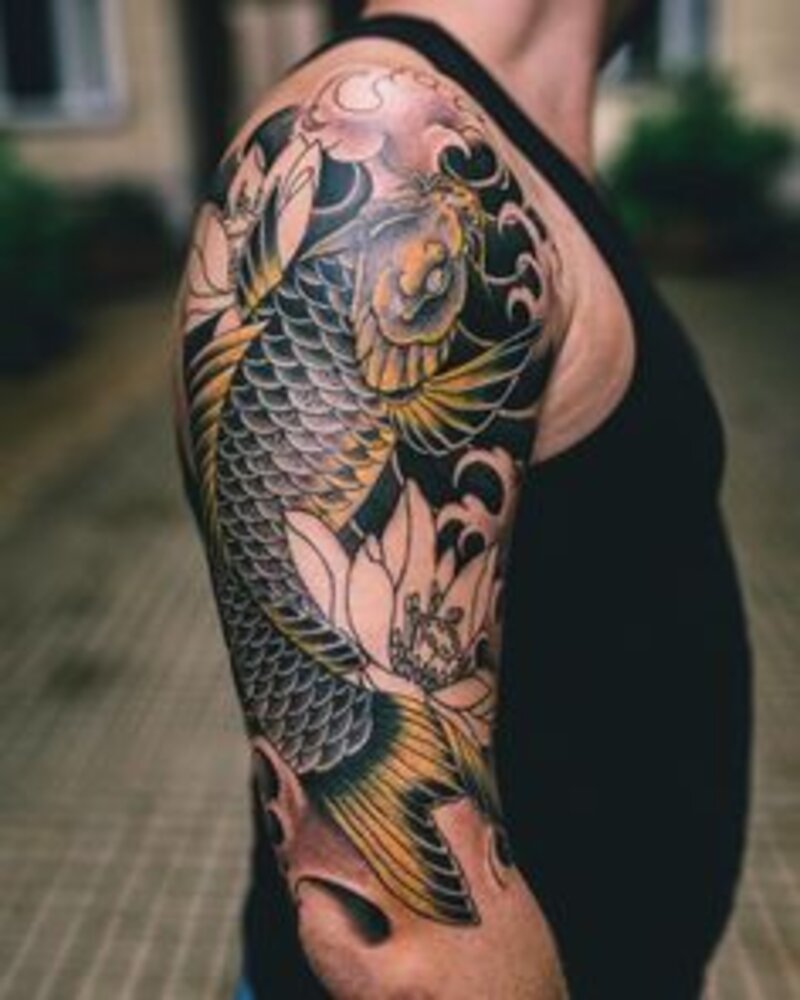 Tatuagem masculina Carpa