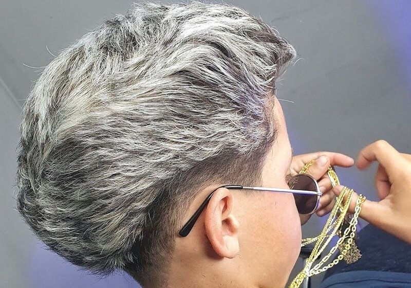 corte de cabelo surfista masculino